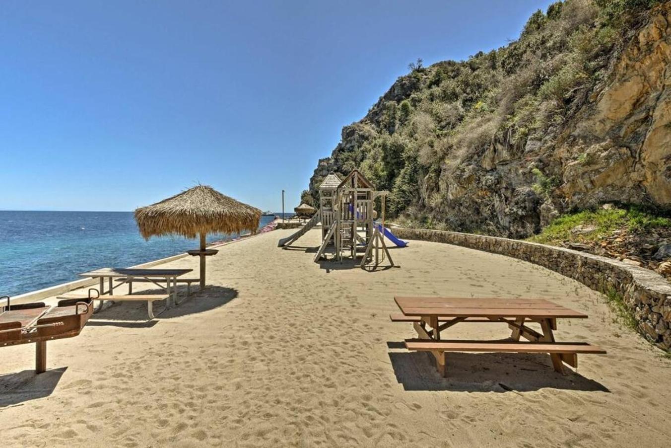 Lux Oceanfront Villa With Breathtaking Views أفالون المظهر الخارجي الصورة