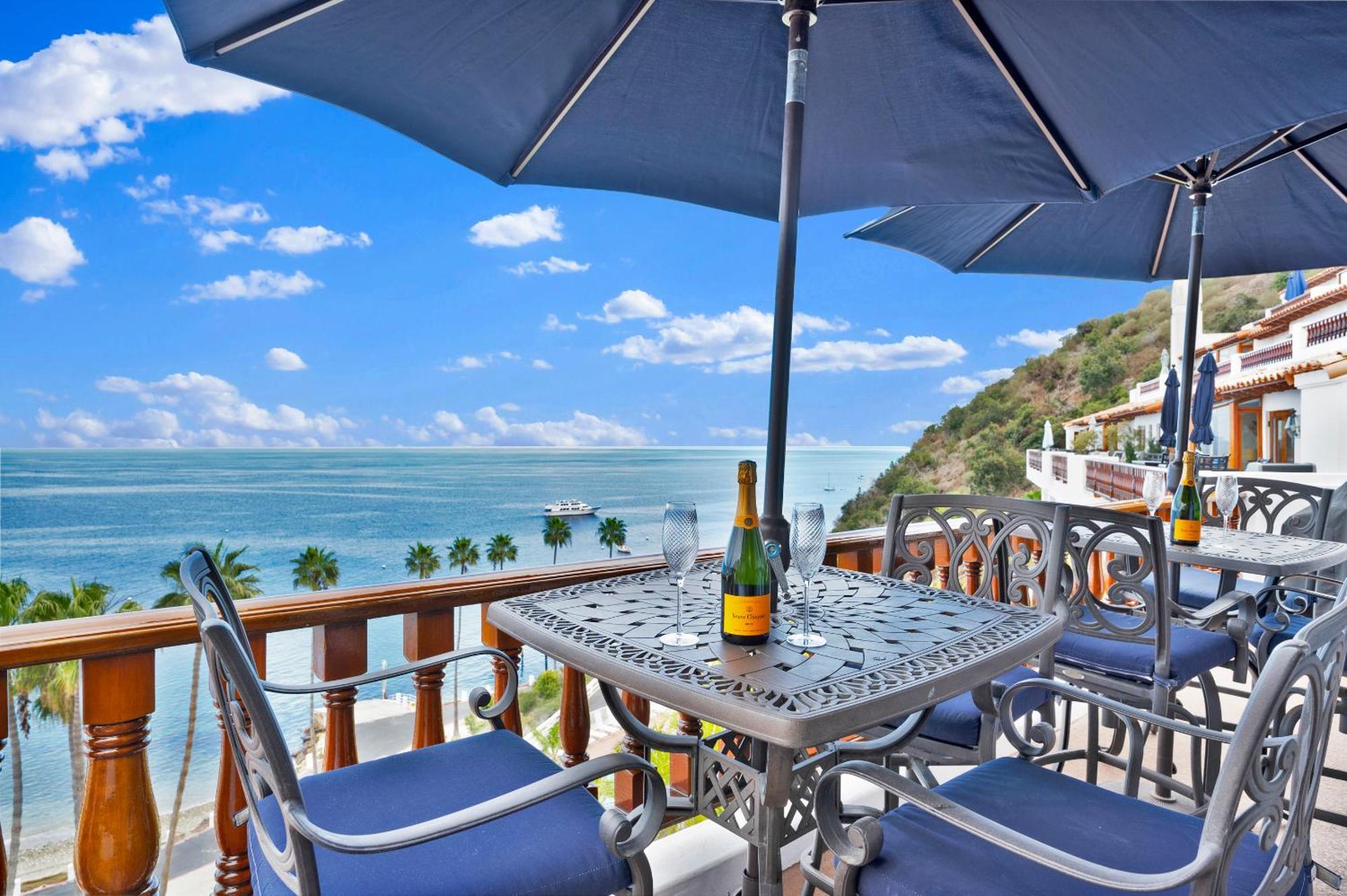Lux Oceanfront Villa With Breathtaking Views أفالون المظهر الخارجي الصورة